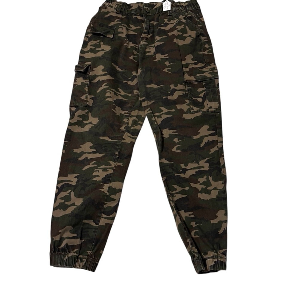 Fashion Nova  Camo Cargo Joggers - Green Camo